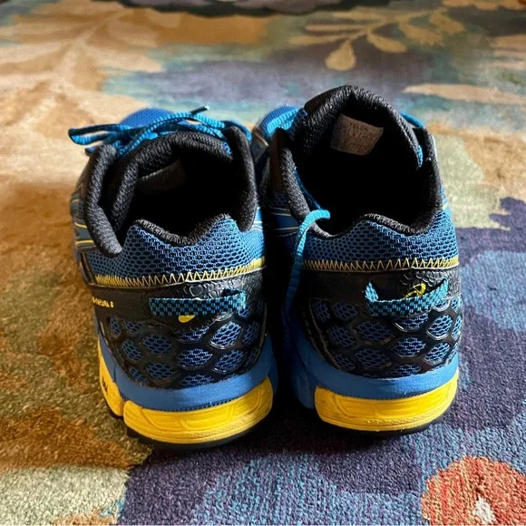 Asics Blue and Yellow Athletic Shoes Lightweight Breathable Design - Picture 3 of 16